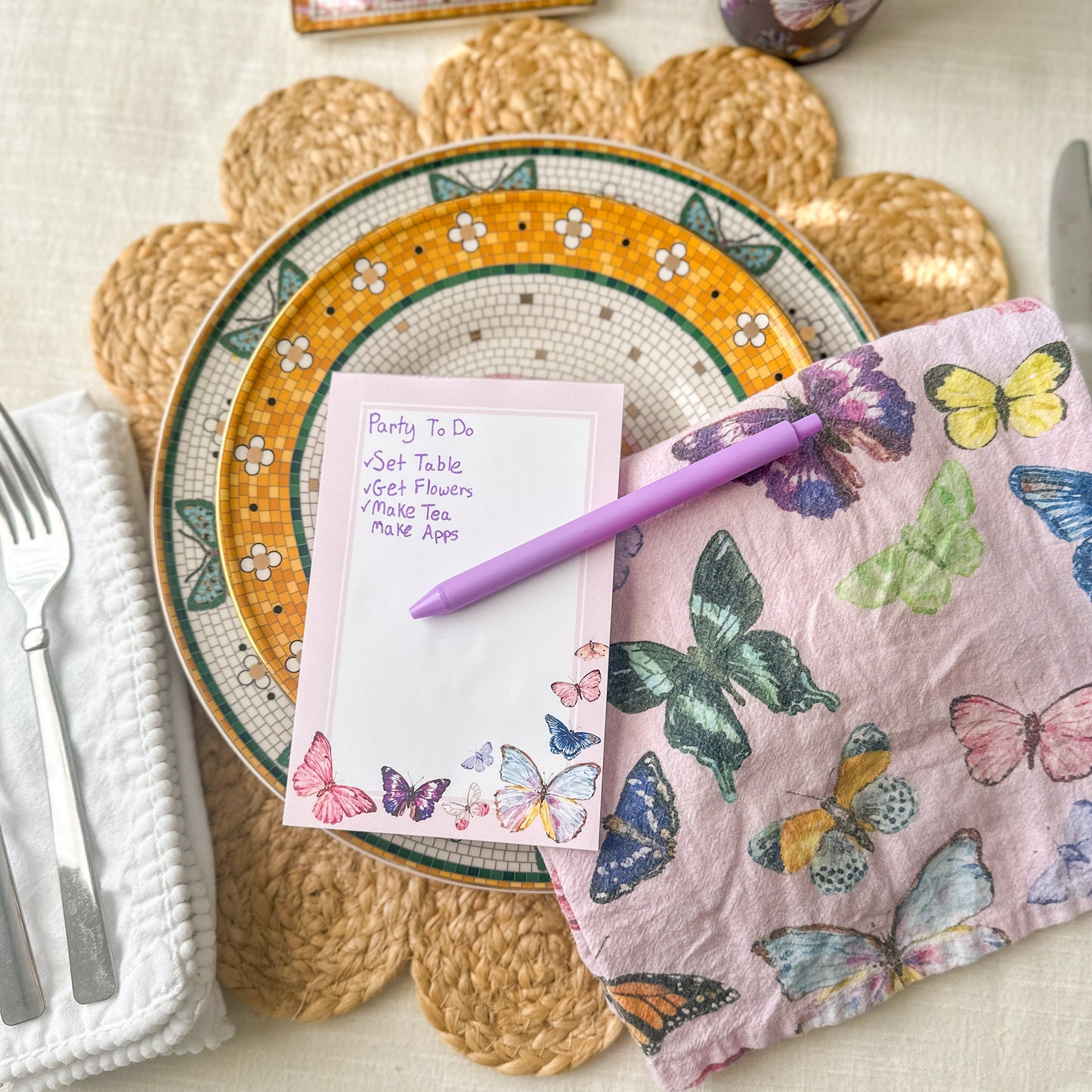 Cute butterfly stationery. Cute butterfly party
